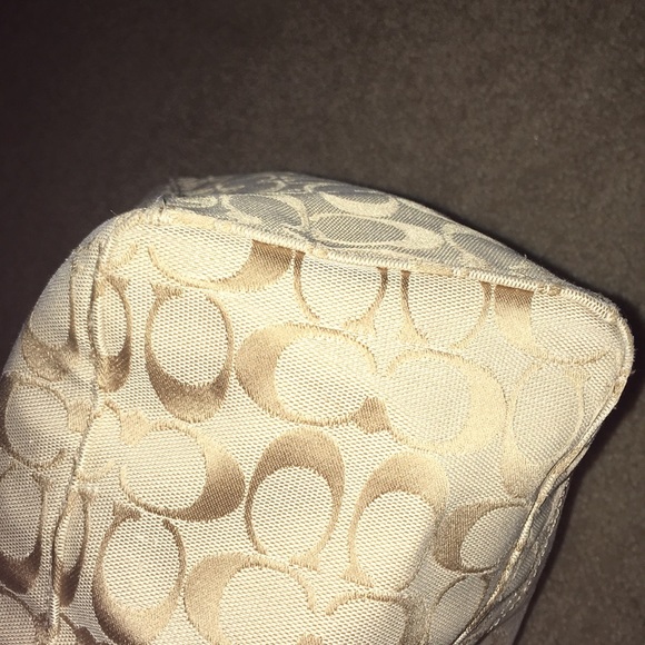 Authentic “Coach” Purse - Picture 6 of 12